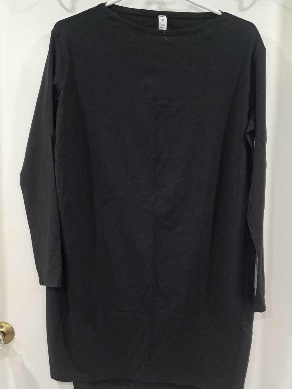 lululemon athletica Black Long-Sleeve Crew Tunic